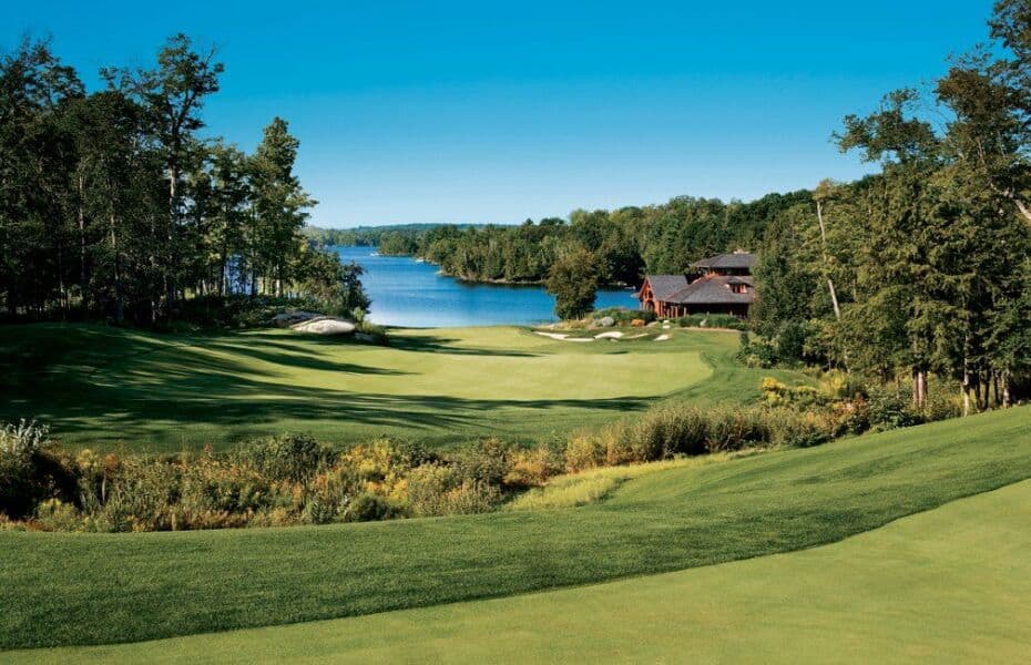Link Golf in Canada